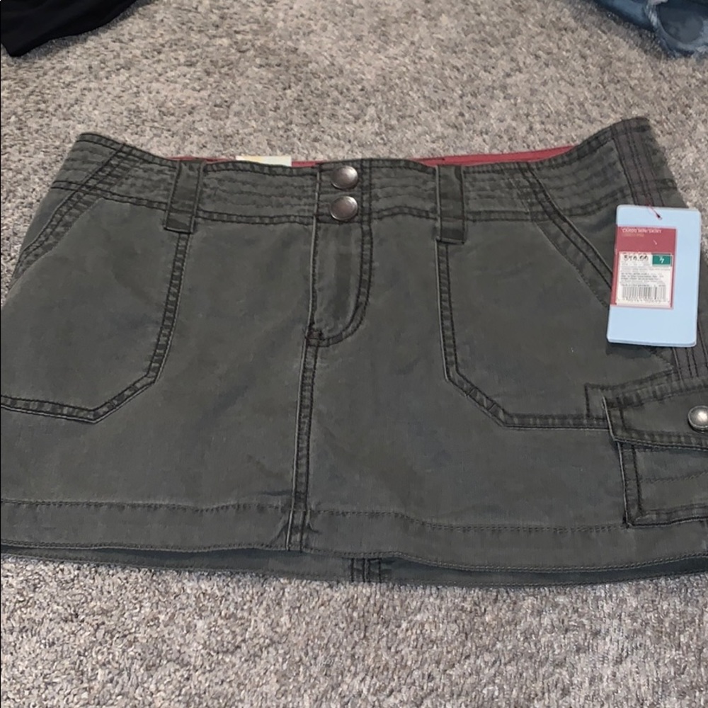 CARGO MINI SKIRT